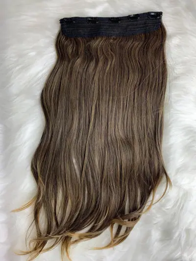 Aplique Castanho Loiro Mel (Tela Única) Tic Tac/fio Invisível 55cm Fibra de Colágeno